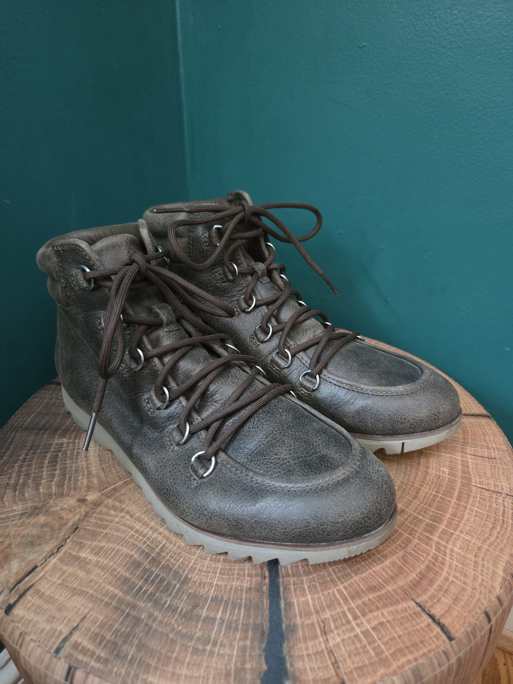 Sorel Women's Harlow Dark Brown Leather Lace-Up Outdoor Hiking Boots Size 10
